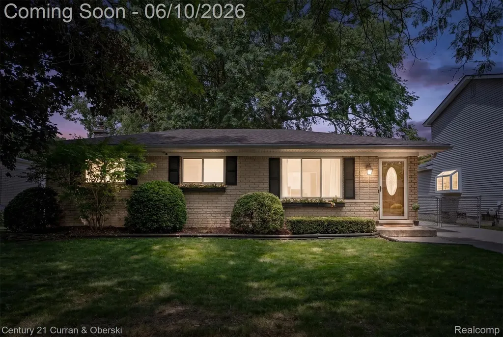 39734 Scottsdale Drive Canton Charter Township MI 48188