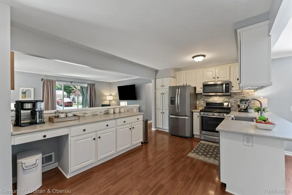 39734 Scottsdale Drive Canton Charter Township MI 48188