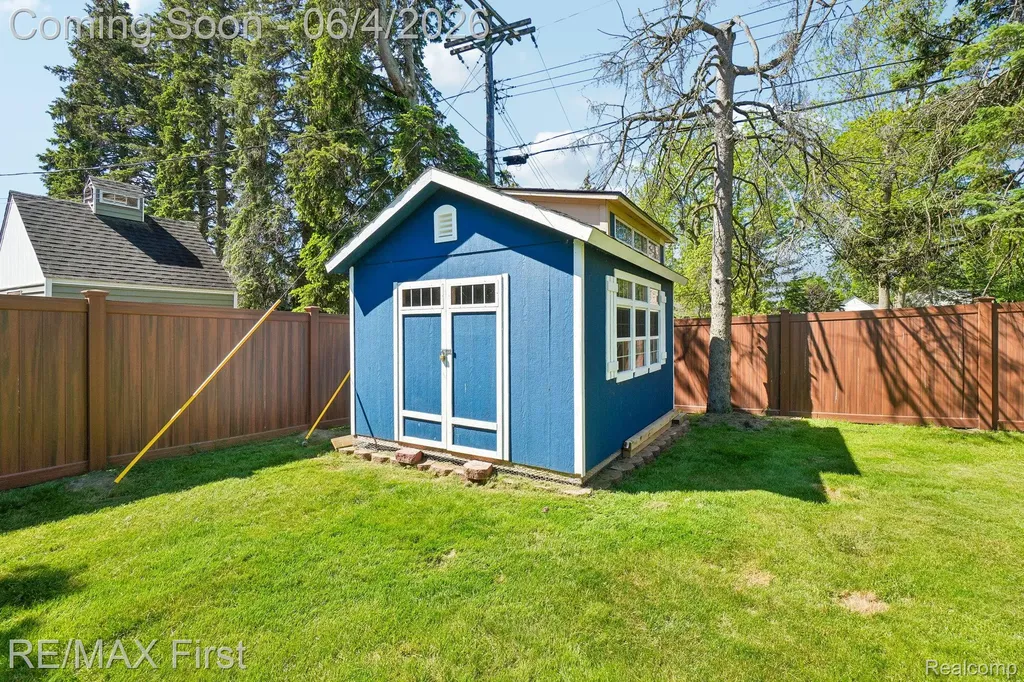 36940 Highview Street New Baltimore City MI 48047