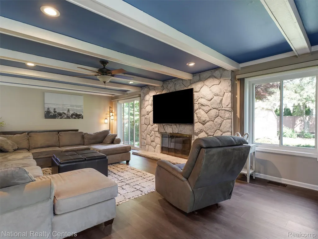 45420 Harmony Lane Van Buren Charter Township MI 48111