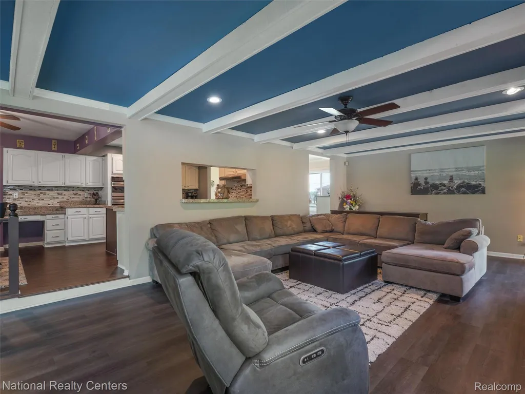45420 Harmony Lane Van Buren Charter Township MI 48111