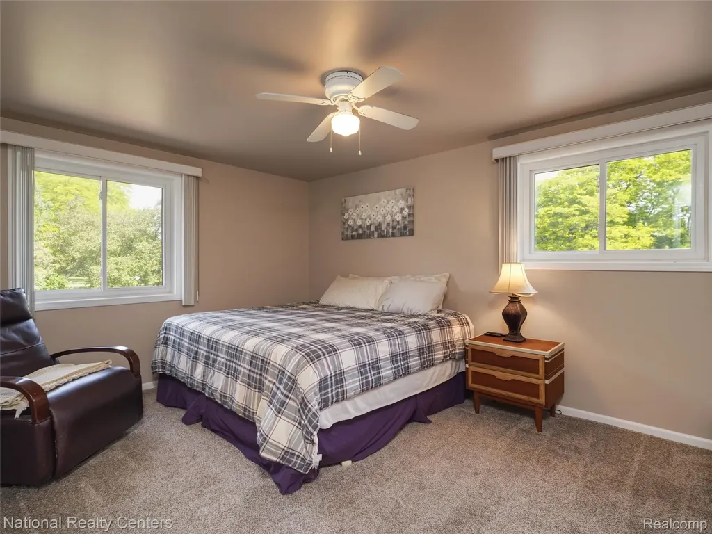 45420 Harmony Lane Van Buren Charter Township MI 48111