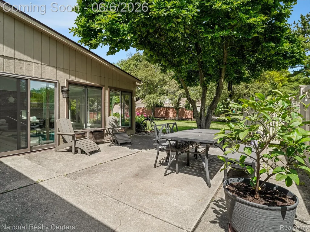 45420 Harmony Lane Van Buren Charter Township MI 48111