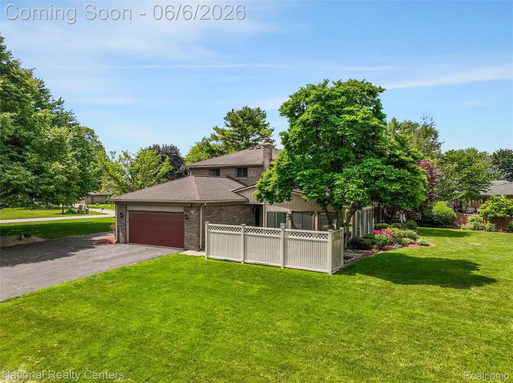 45420 Harmony Lane Van Buren Charter Township MI 48111