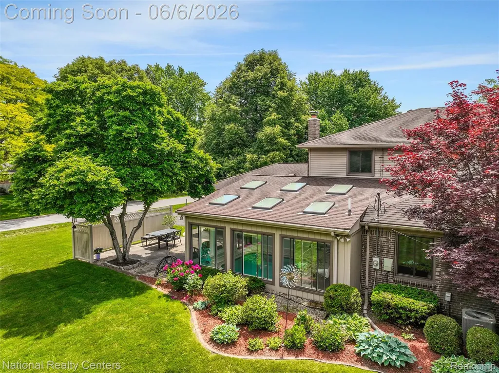 45420 Harmony Lane Van Buren Charter Township MI 48111