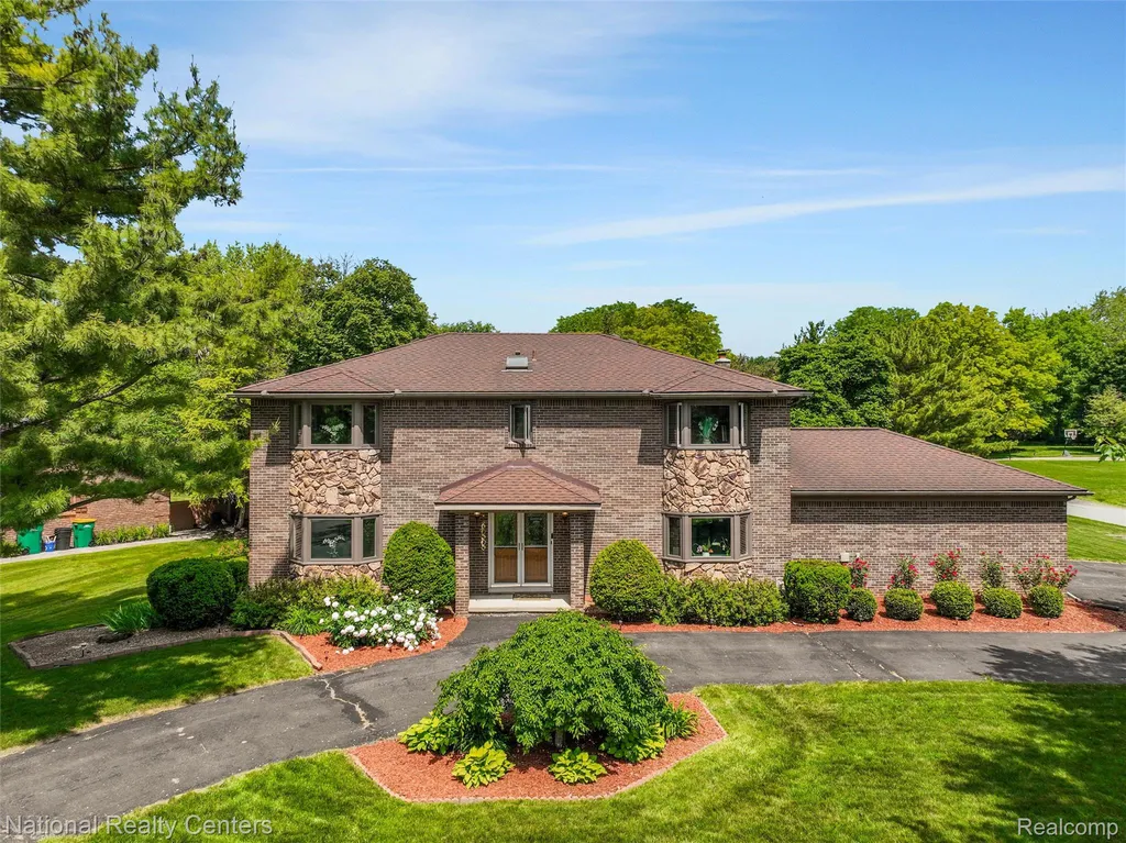 45420 Harmony Lane Van Buren Charter Township MI 48111