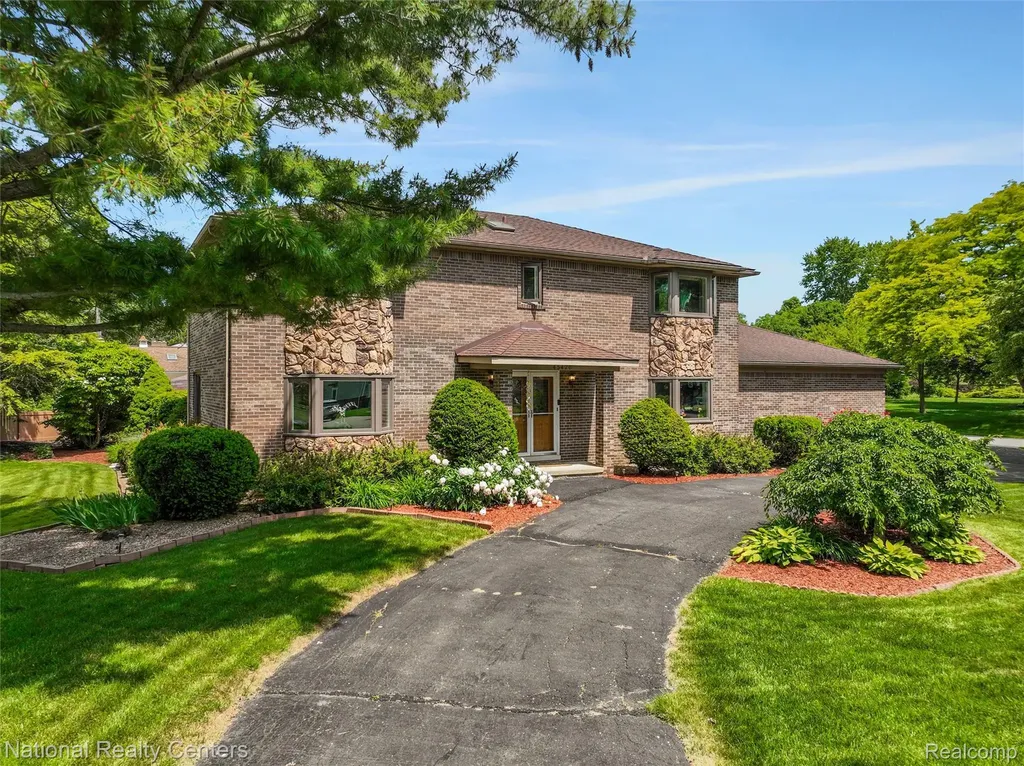 45420 Harmony Lane Van Buren Charter Township MI 48111