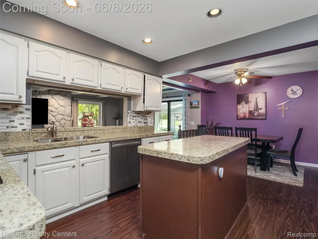 45420 Harmony Lane Van Buren Charter Township MI 48111