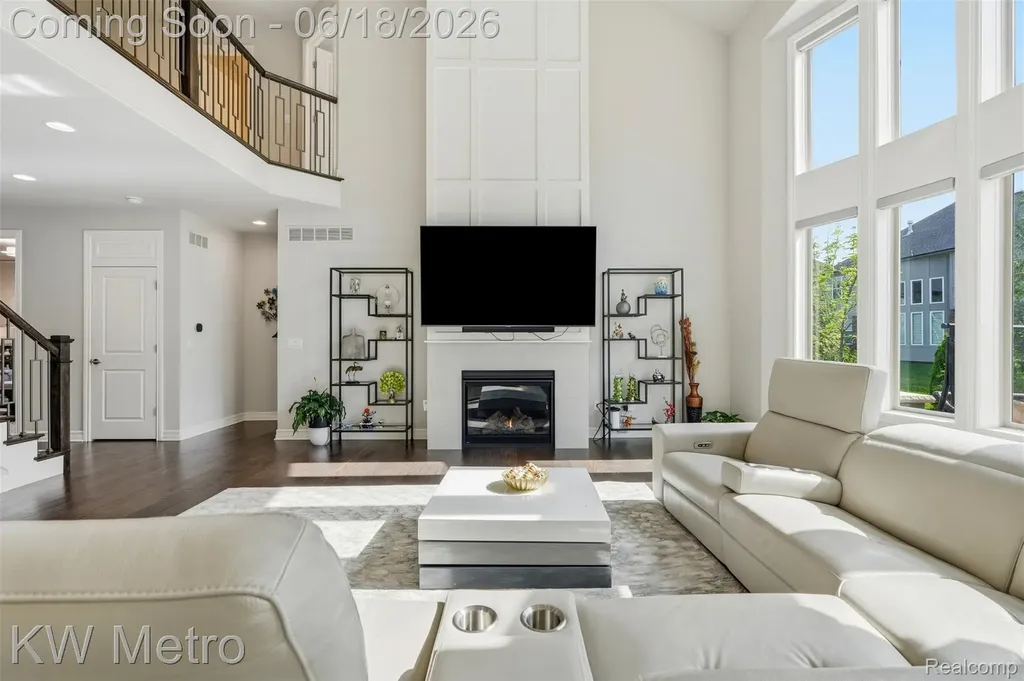 4373 Virgilia Drive Troy City MI 48098