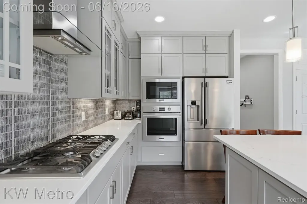 4373 Virgilia Drive Troy City MI 48098