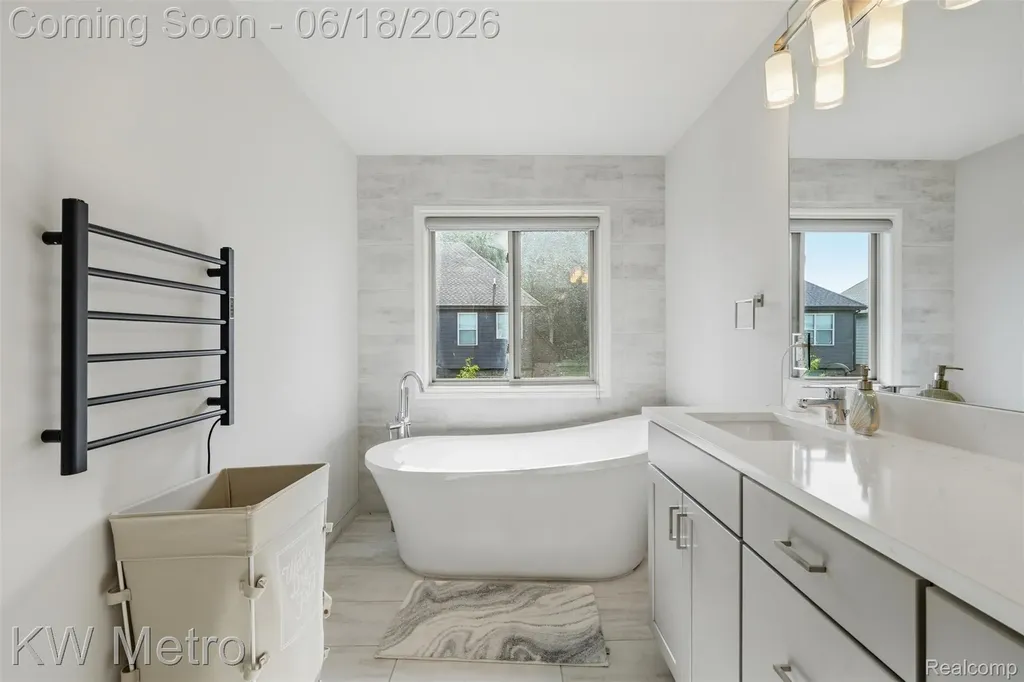 4373 Virgilia Drive Troy City MI 48098