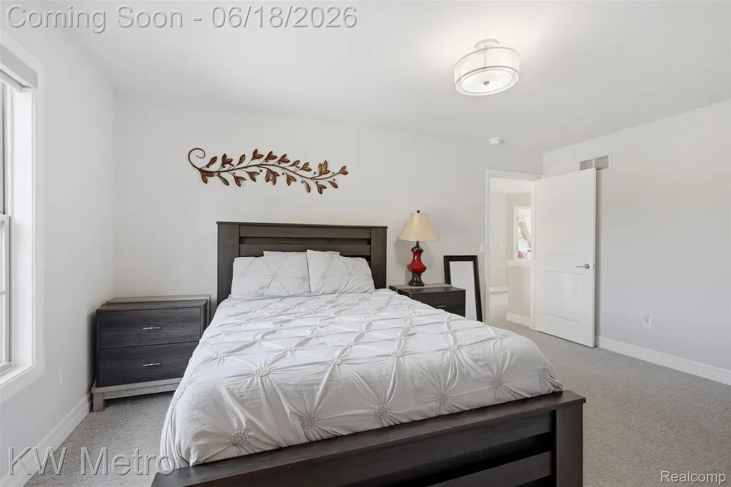 4373 Virgilia Drive Troy City MI 48098