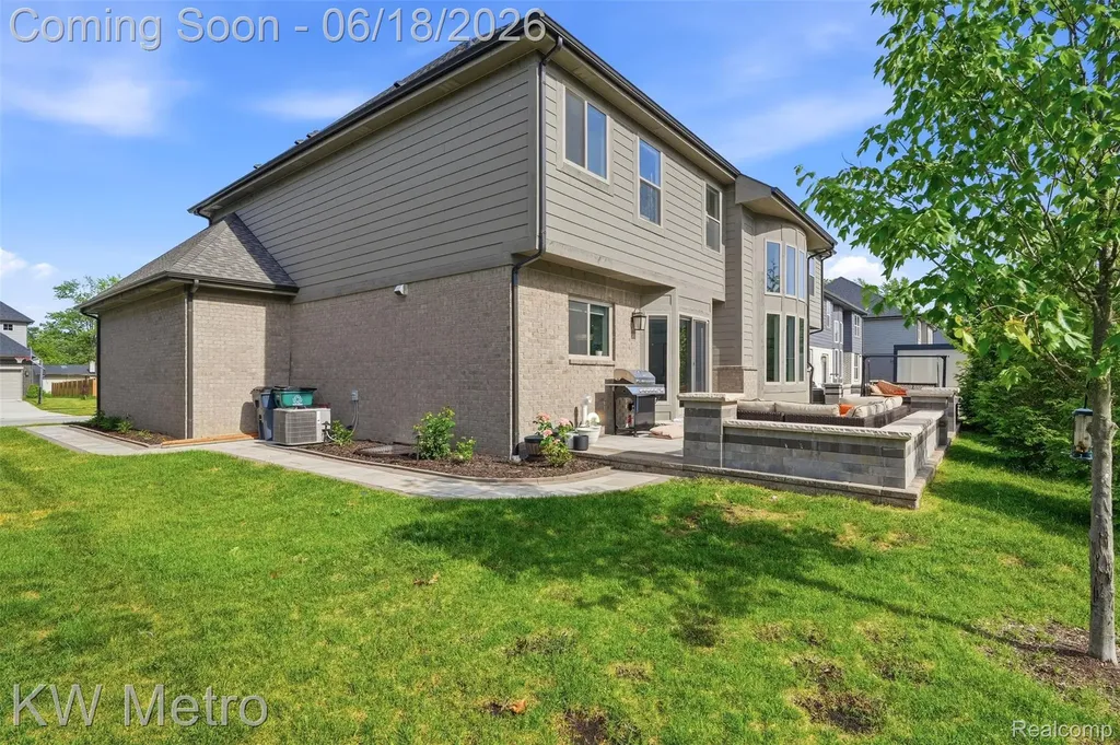 4373 Virgilia Drive Troy City MI 48098