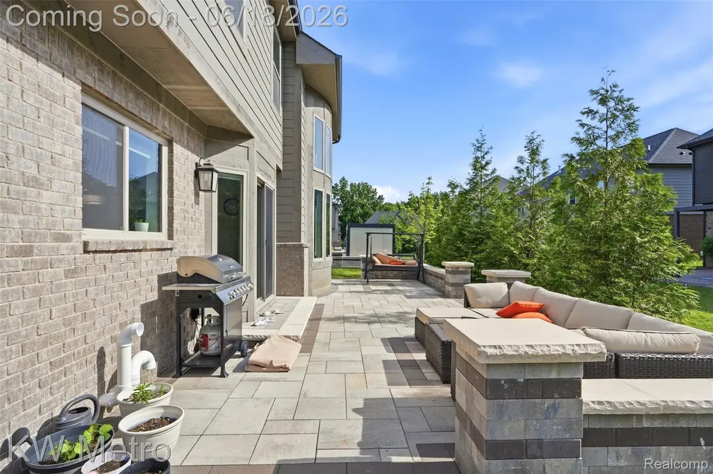 4373 Virgilia Drive Troy City MI 48098