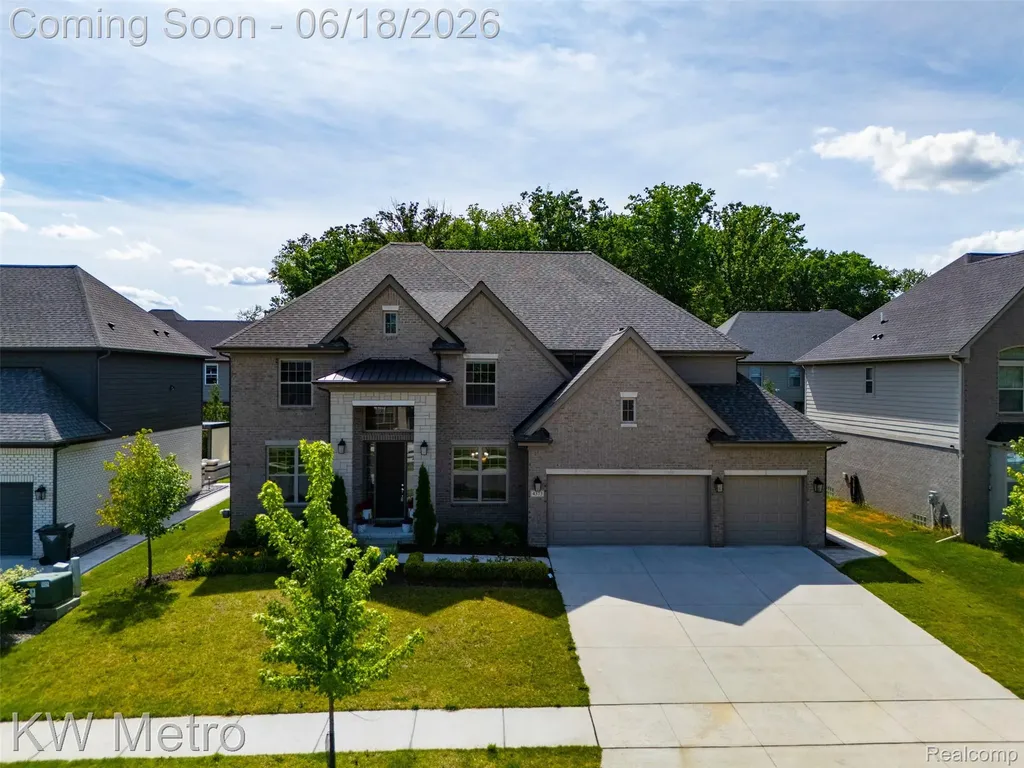 4373 Virgilia Drive Troy City MI 48098