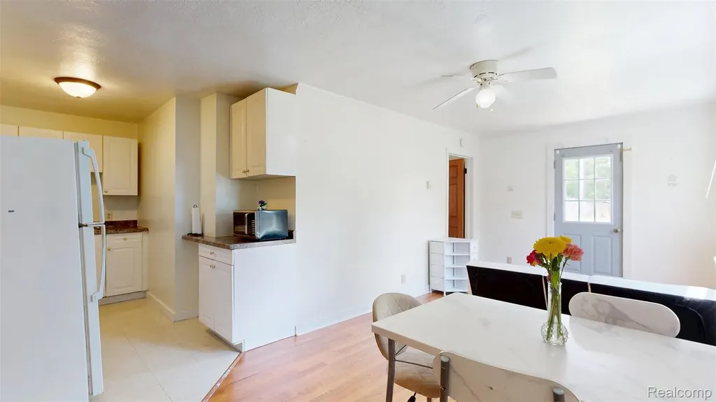 3006 Lansing Avenue Blackman Charter Township MI 49202
