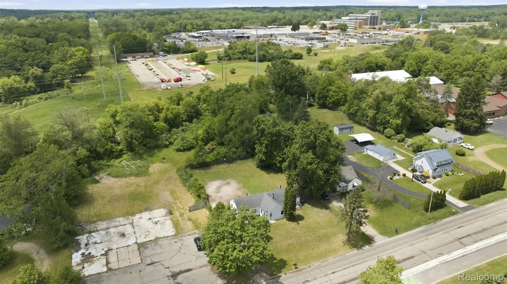 3006 Lansing Avenue Blackman Charter Township MI 49202