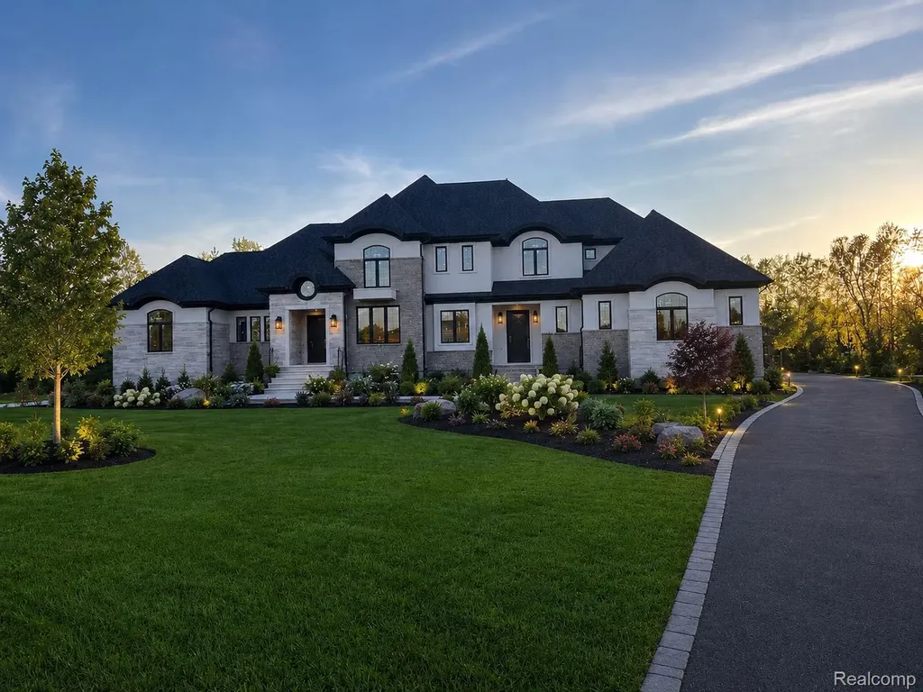 1812 Vista Drive Oakland Charter Township MI 48363