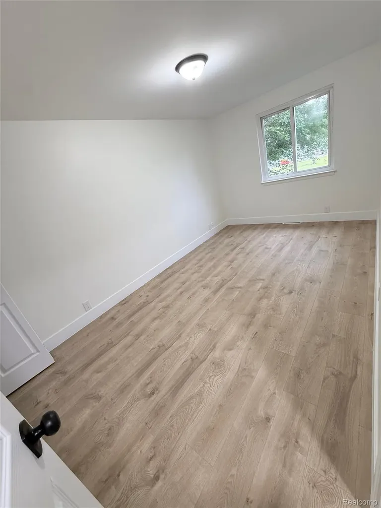 8965 Van Gordon Avenue White Lake Charter Township MI 48386