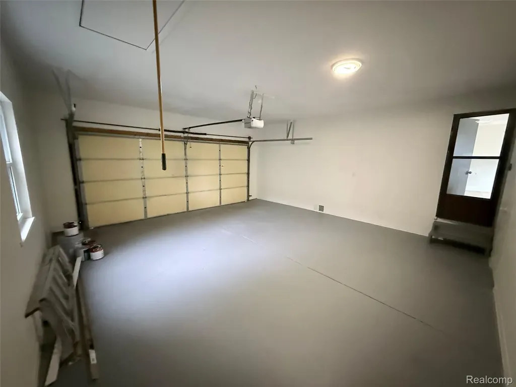 8965 Van Gordon Avenue White Lake Charter Township MI 48386