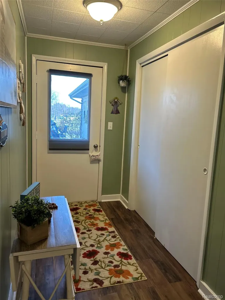 3301 W Huckleberry Trail Surrey Township MI 48622