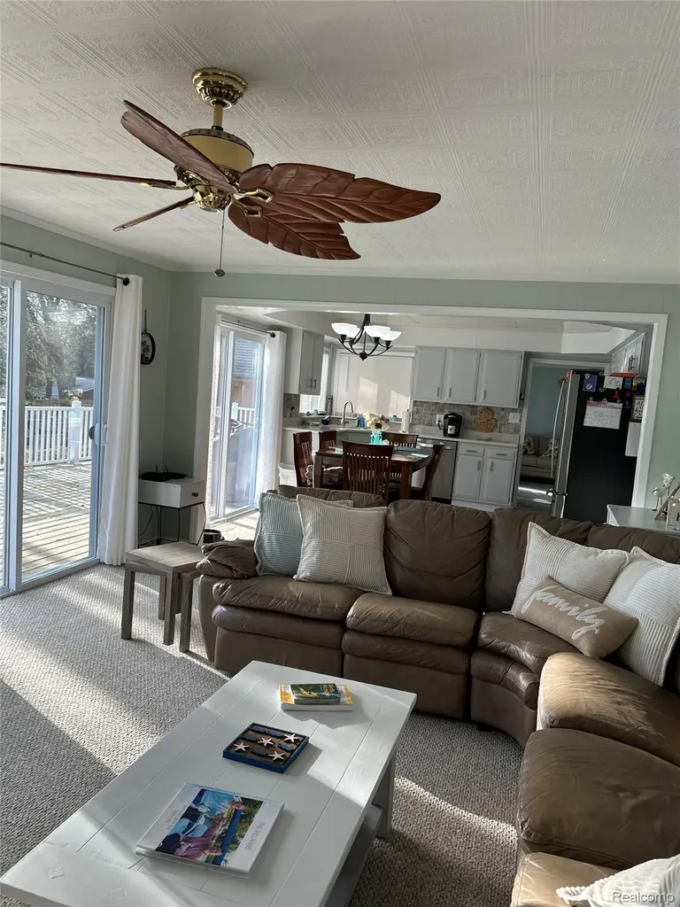 3301 W Huckleberry Trail Surrey Township MI 48622