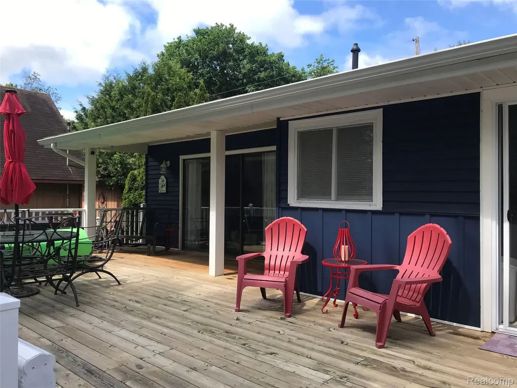3301 W Huckleberry Trail Surrey Township MI 48622