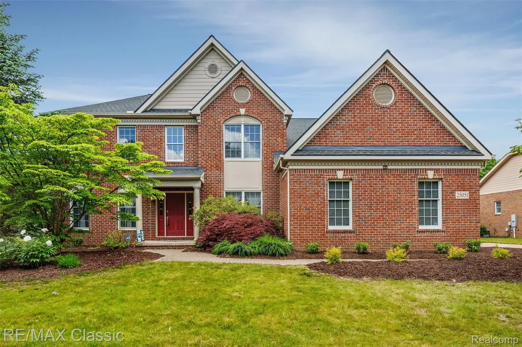 25051 Samoset Court Novi City MI 48374