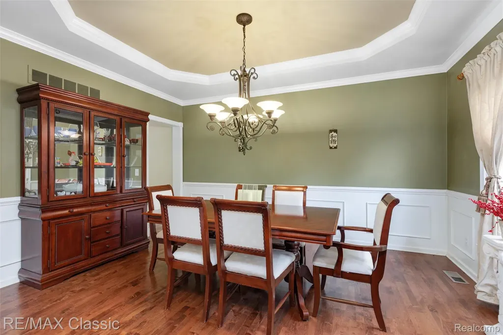 25051 Samoset Court Novi City MI 48374