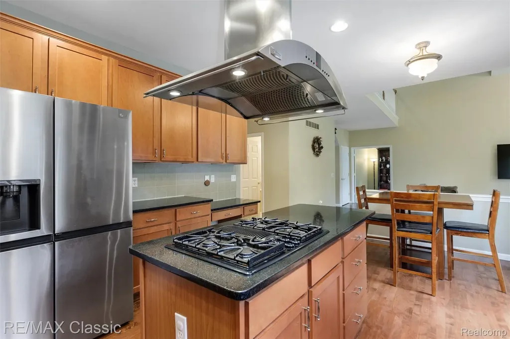 25051 Samoset Court Novi City MI 48374