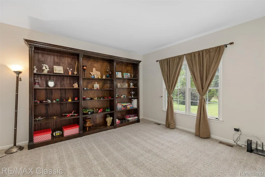 25051 Samoset Court Novi City MI 48374