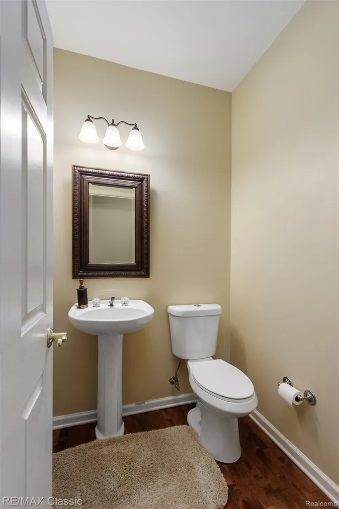 25051 Samoset Court Novi City MI 48374