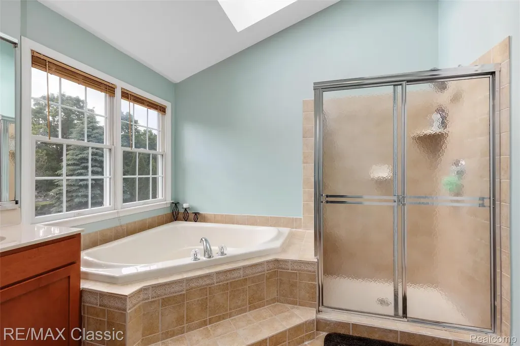 25051 Samoset Court Novi City MI 48374