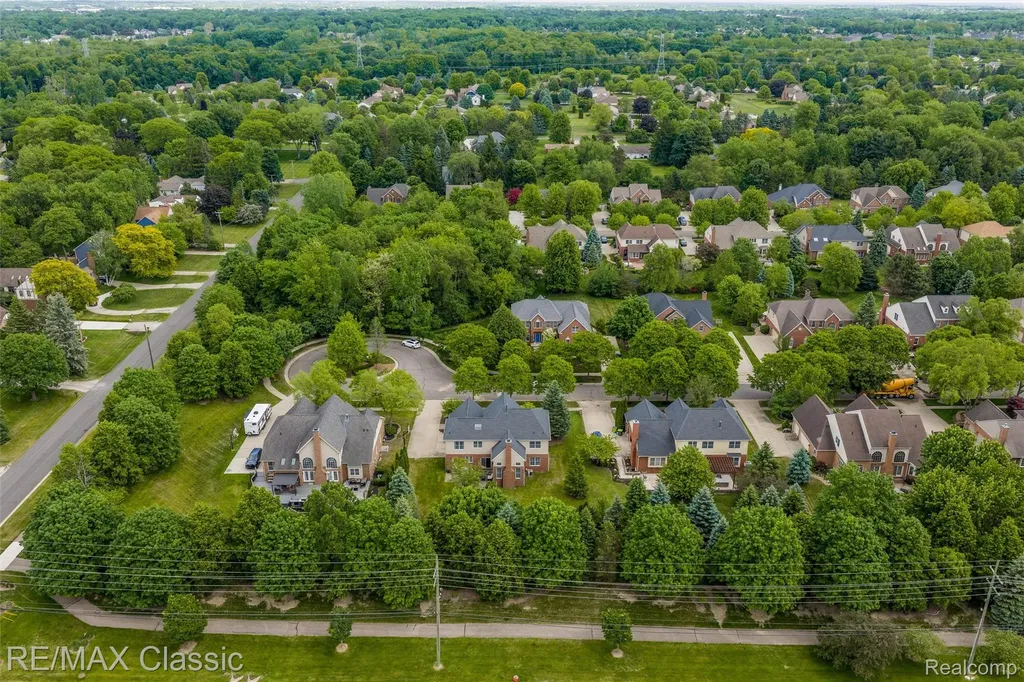 25051 Samoset Court Novi City MI 48374
