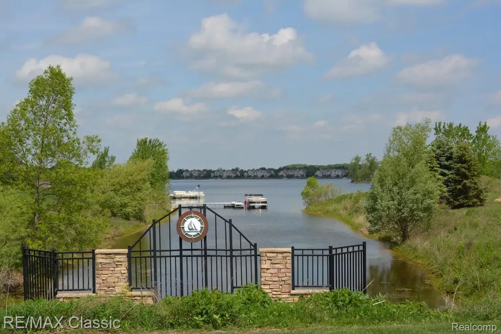 25051 Samoset Court Novi City MI 48374