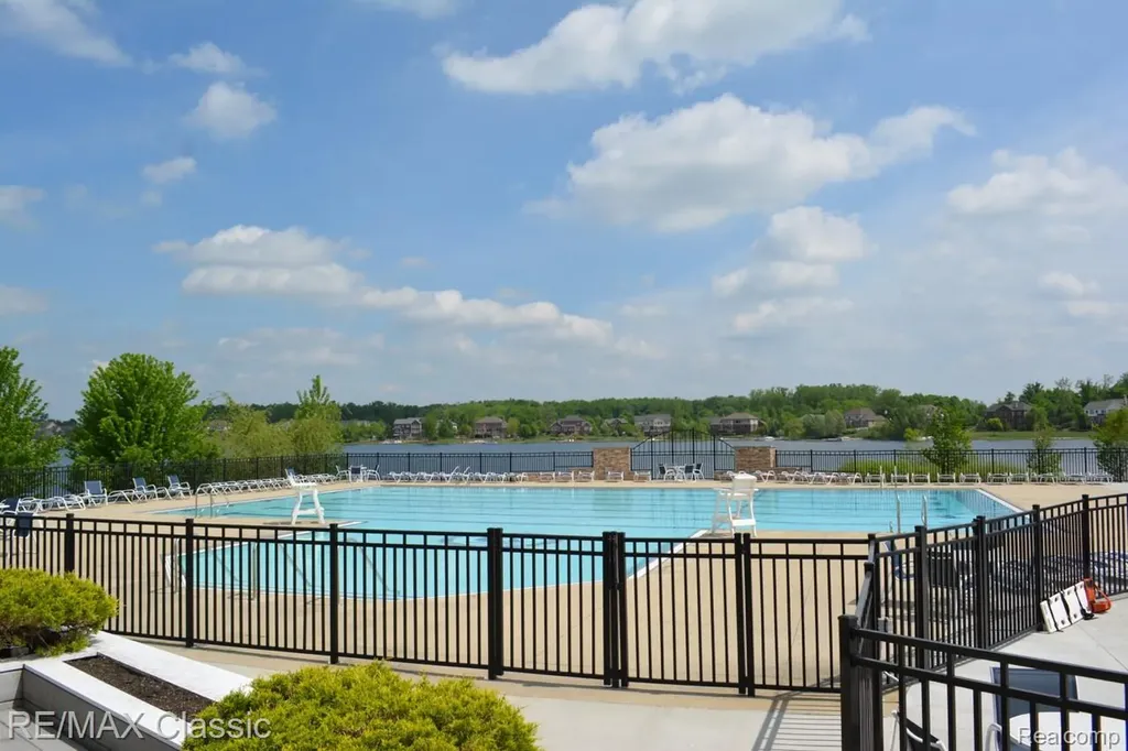 25051 Samoset Court Novi City MI 48374