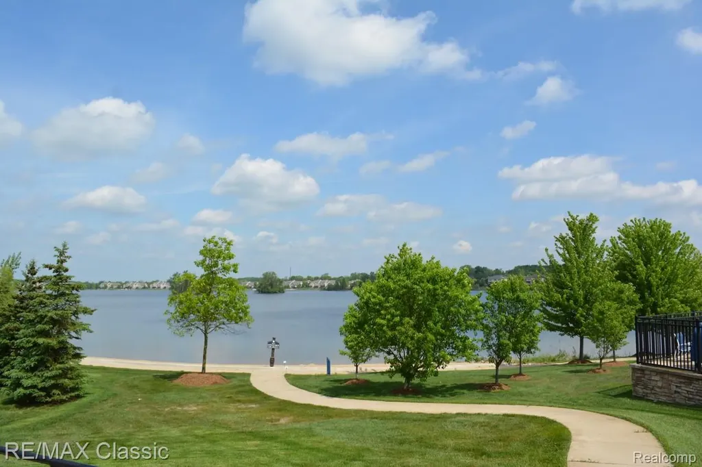 25051 Samoset Court Novi City MI 48374