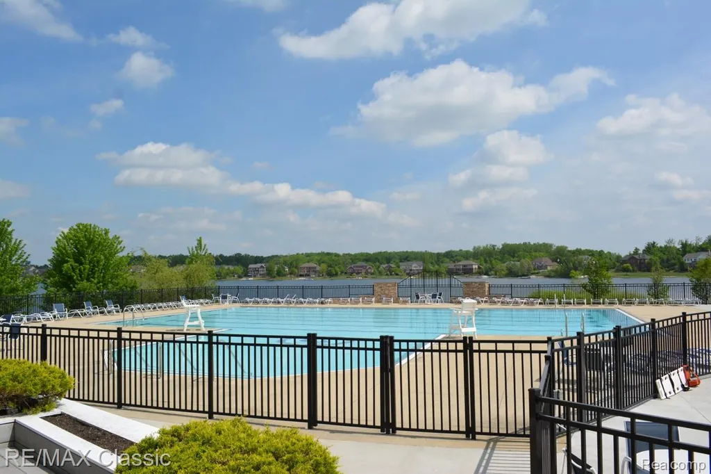 25051 Samoset Court Novi City MI 48374