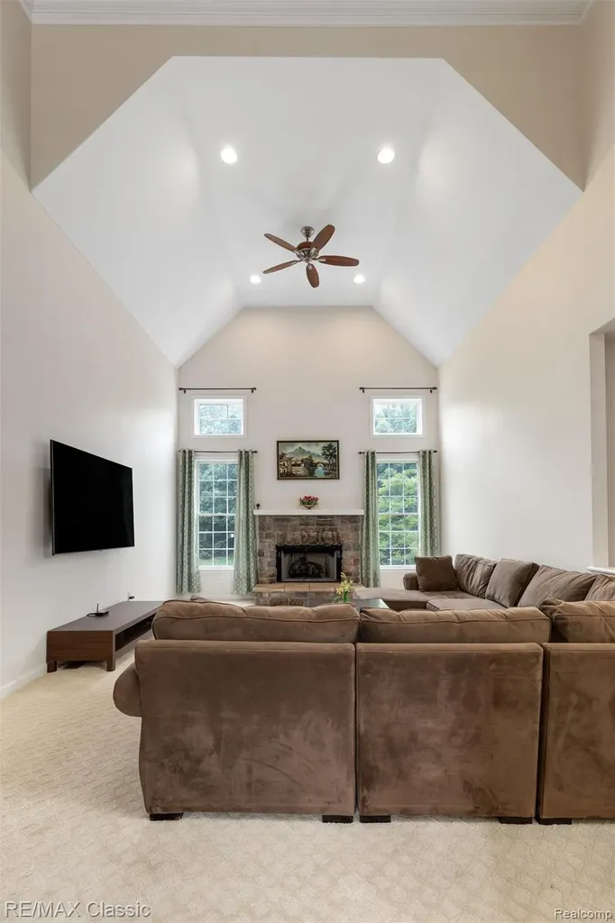 25051 Samoset Court Novi City MI 48374