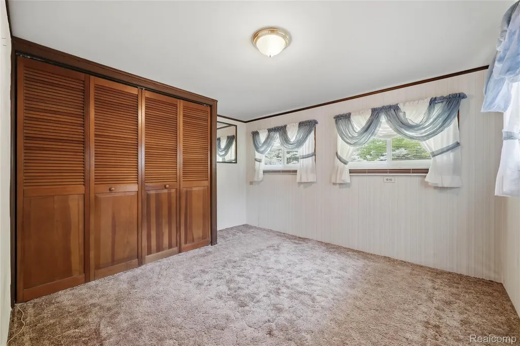 3700 Sylvester Drive Dryden Township MI 48428