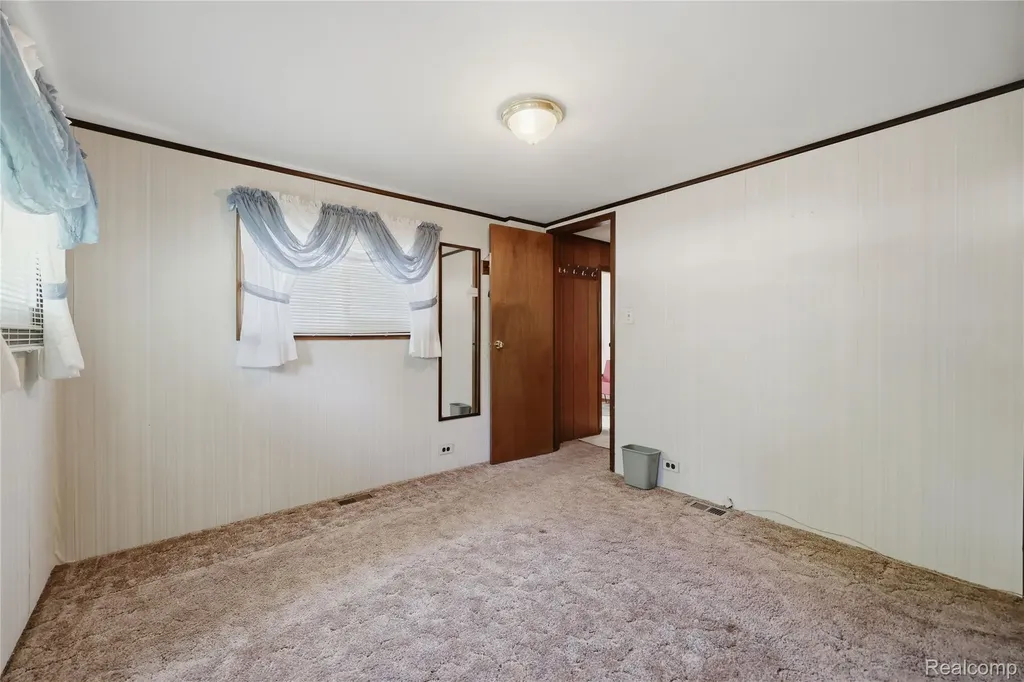 3700 Sylvester Drive Dryden Township MI 48428