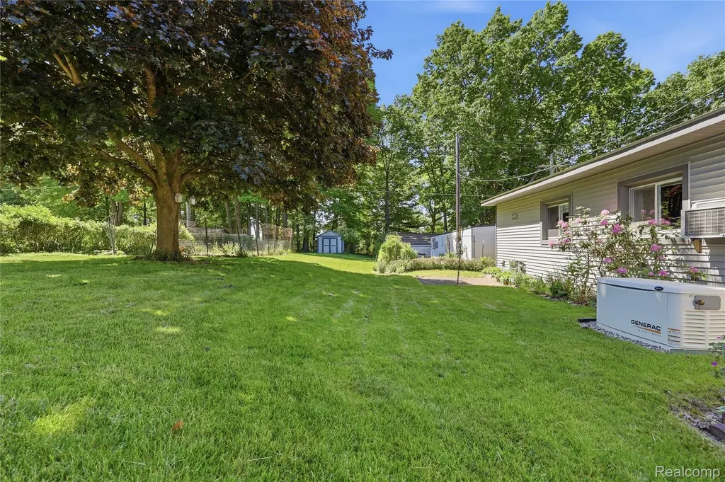 3700 Sylvester Drive Dryden Township MI 48428