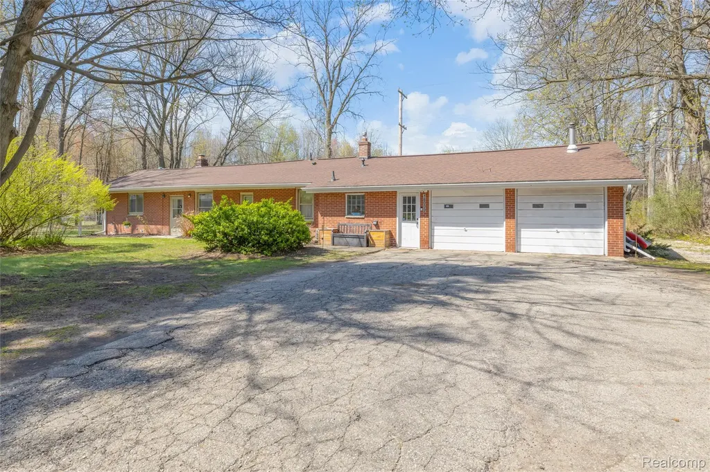 16000 S Huron River Drive Romulus City MI 48174