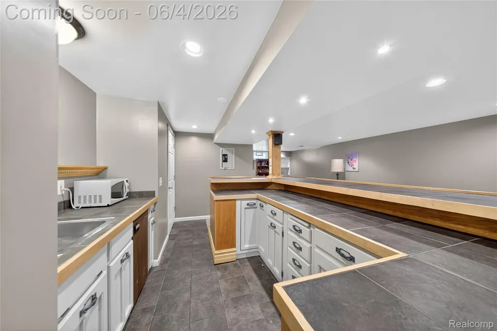 760 Heights Road Orion Charter Township MI 48362