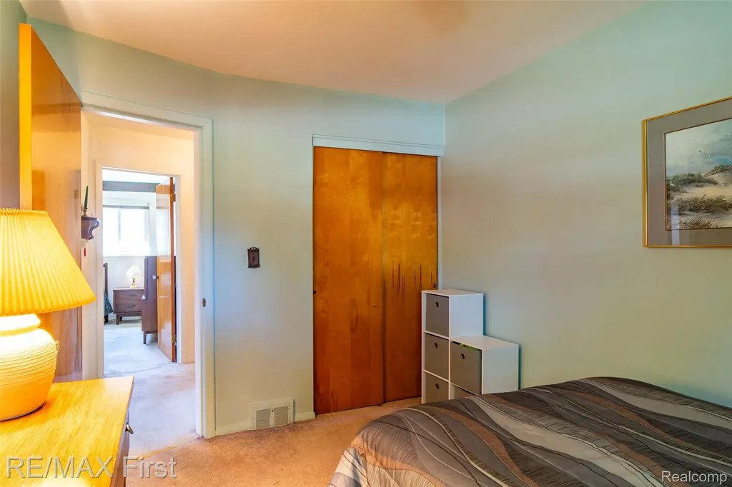 24815 Beck Avenue Eastpointe City MI 48021