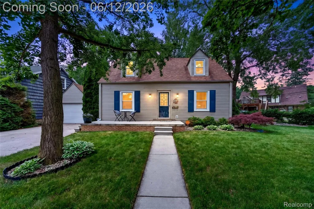 407 Waverley Avenue Royal Oak City MI 48067