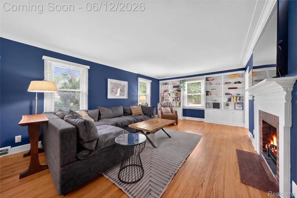 407 Waverley Avenue Royal Oak City MI 48067