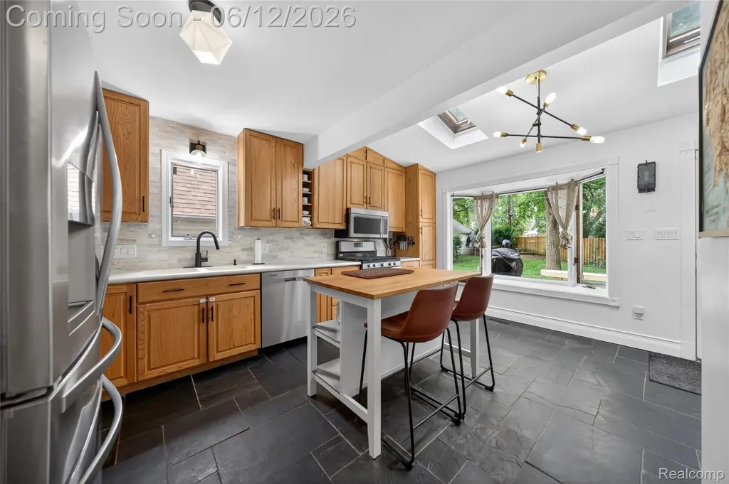 407 Waverley Avenue Royal Oak City MI 48067