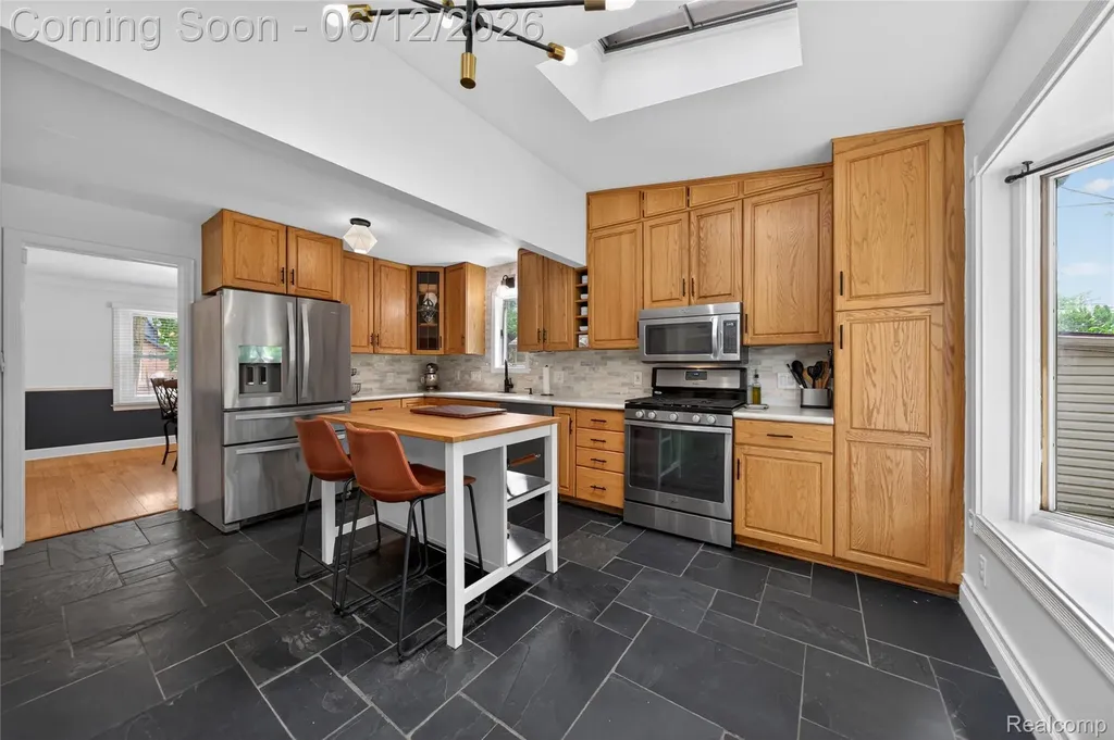 407 Waverley Avenue Royal Oak City MI 48067