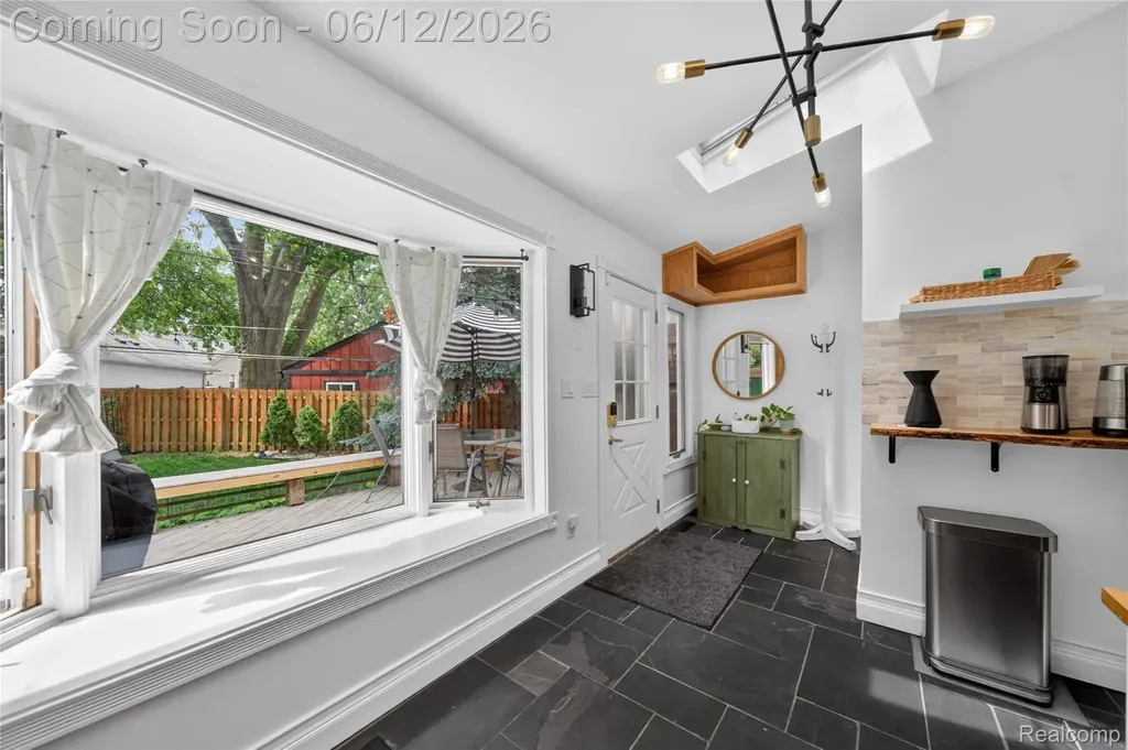 407 Waverley Avenue Royal Oak City MI 48067